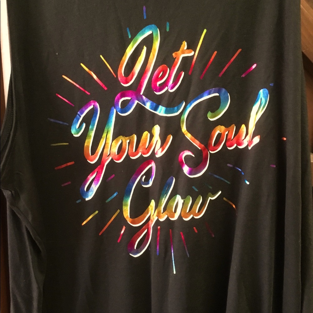 Torrid active tee